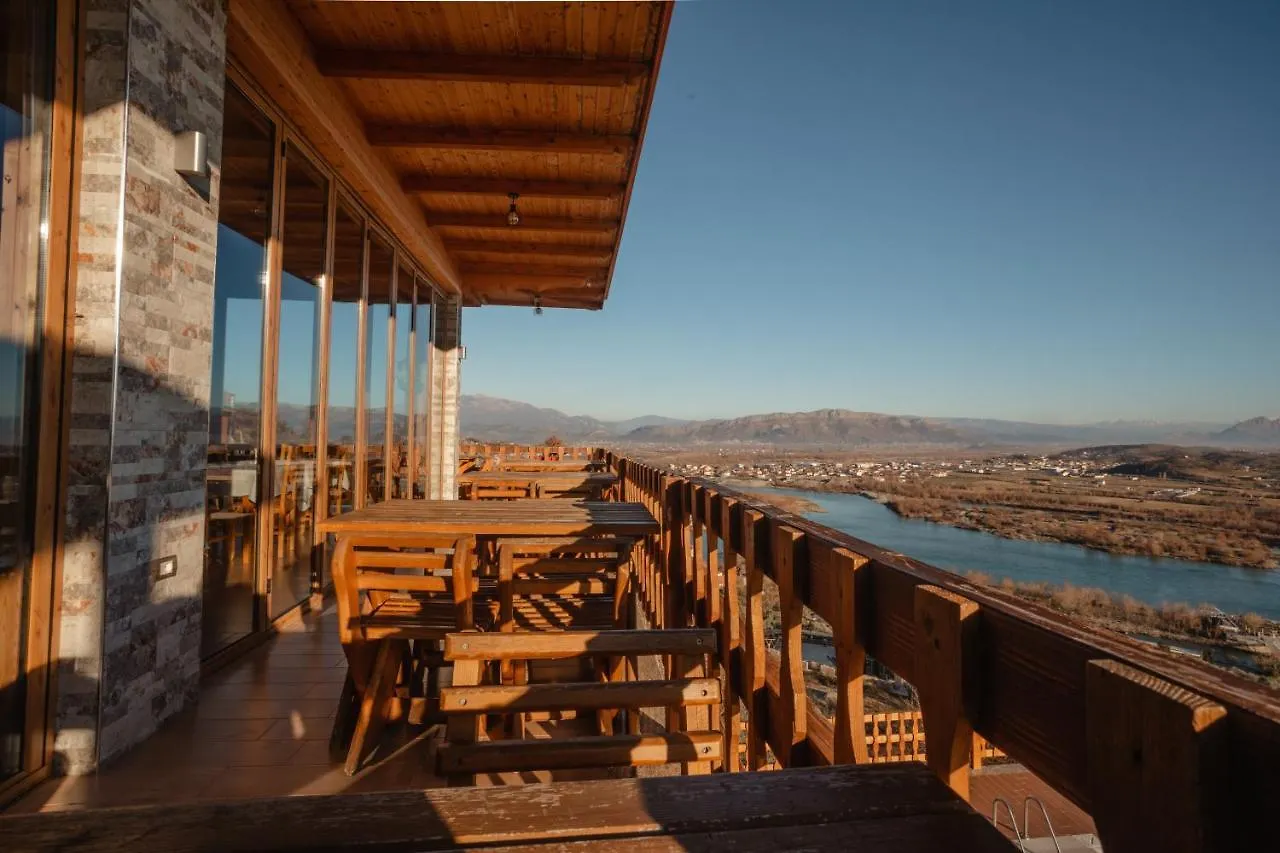 Wooden House Hotel Shkodër