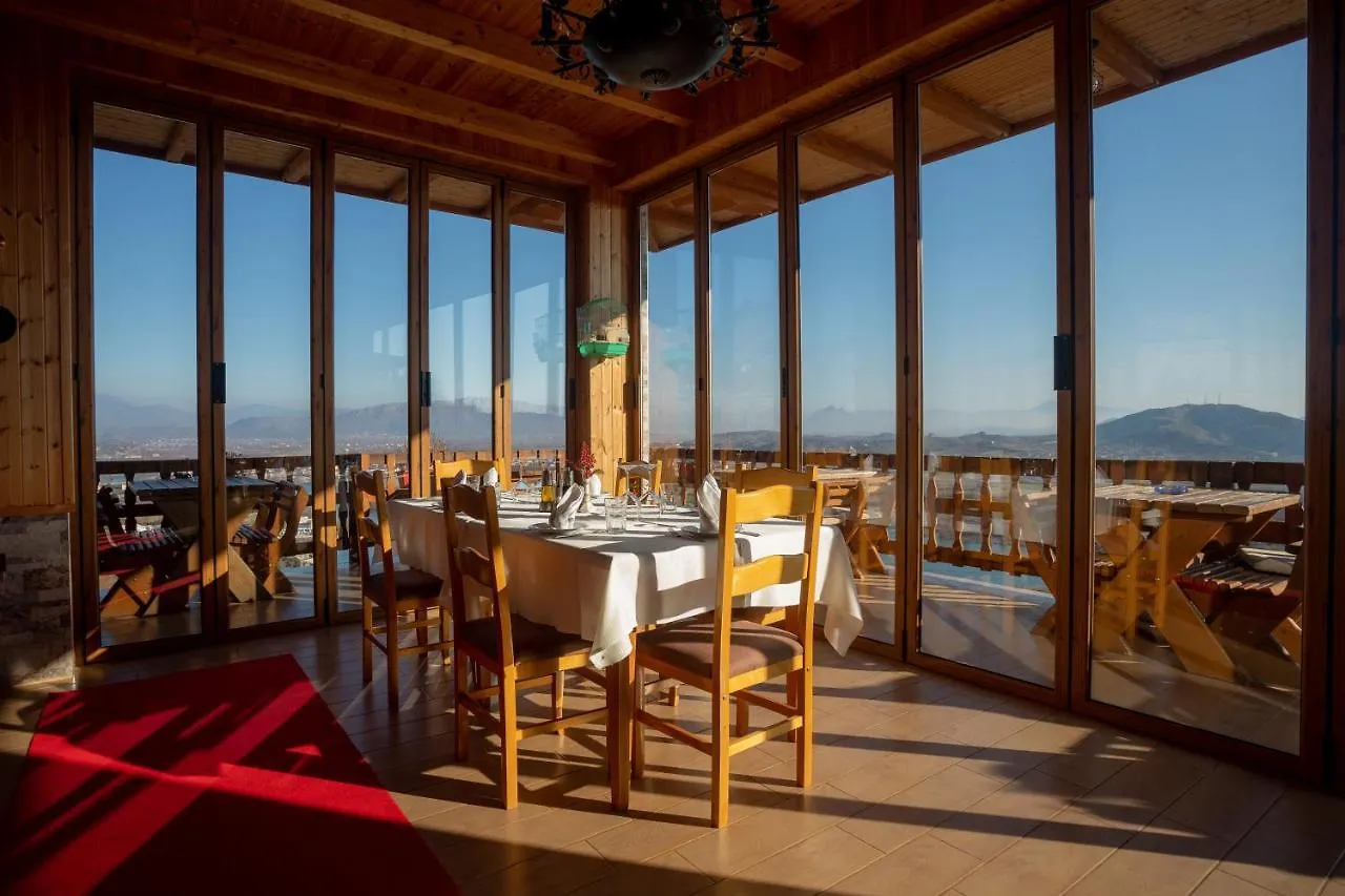 Wooden House Hotel Canaj